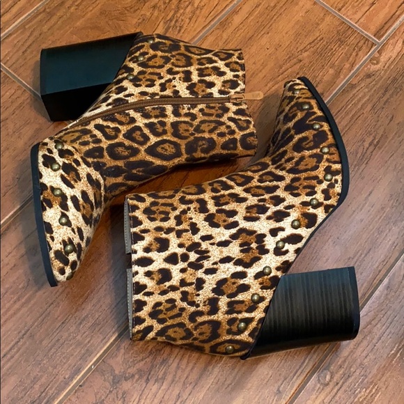 Leopard booties! Never worn - Picture 6 of 6